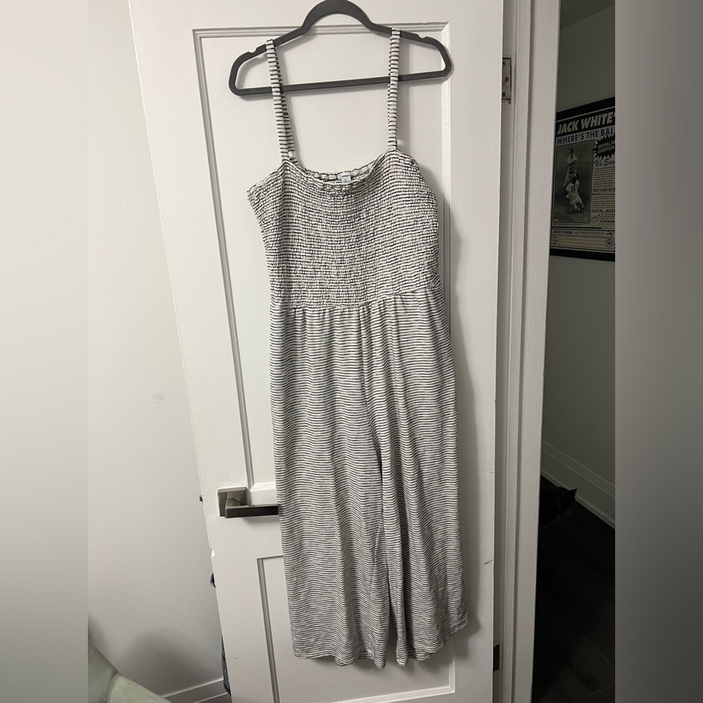 Black & White Striped Jumper/Jumpsuit